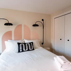 Maison Place Royale By Luxury In Transit 4* Montreal